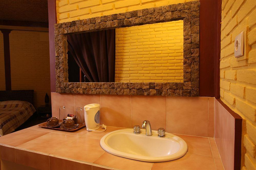 Kudos Guesthouse Ubud Екстер'єр фото